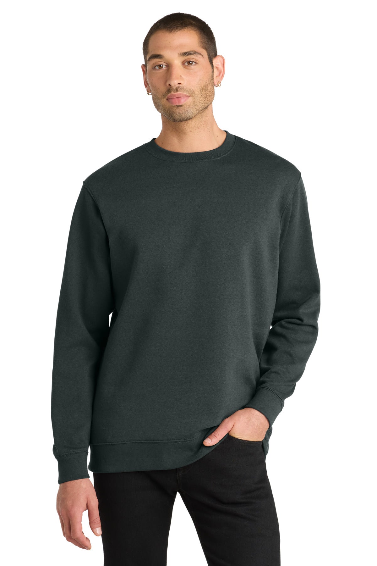 District ®  V.I.T. ®  Fleece Crew DT6104