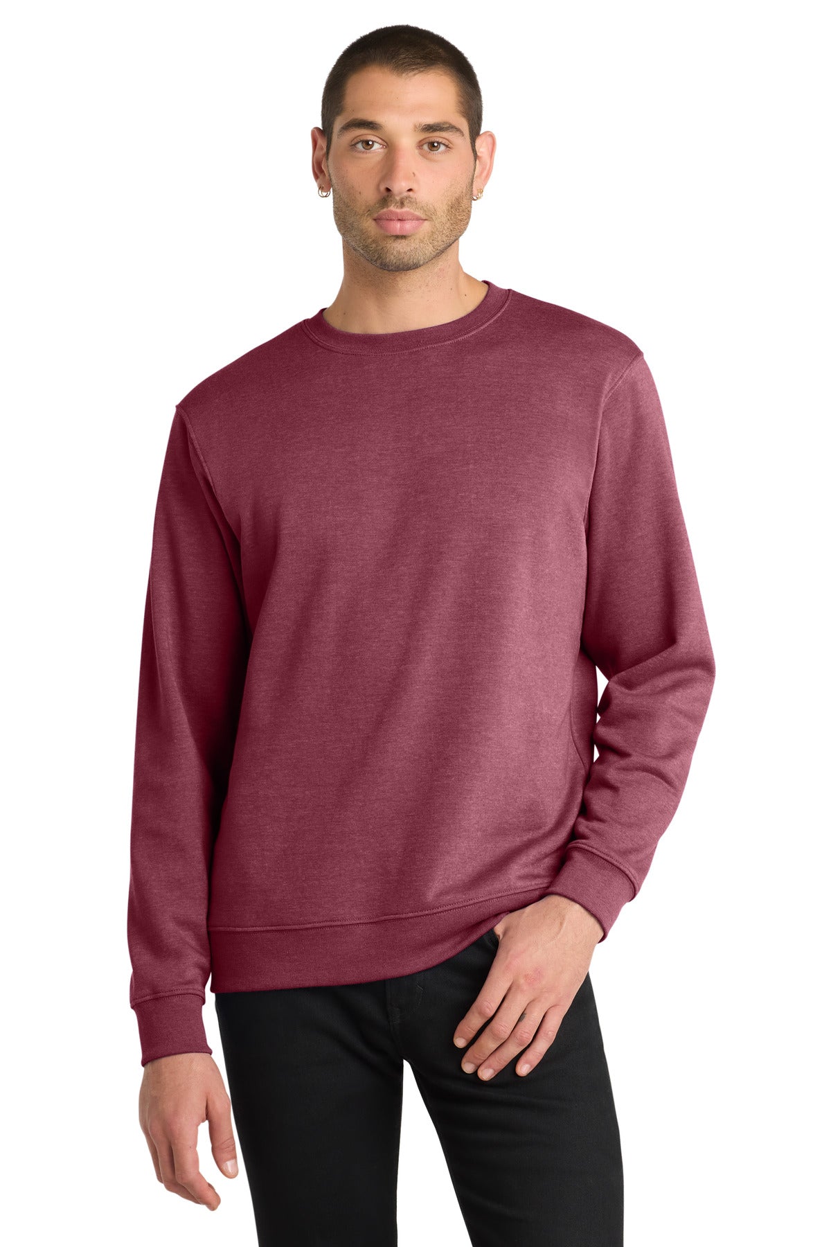 District ®  V.I.T. ®  Fleece Crew DT6104