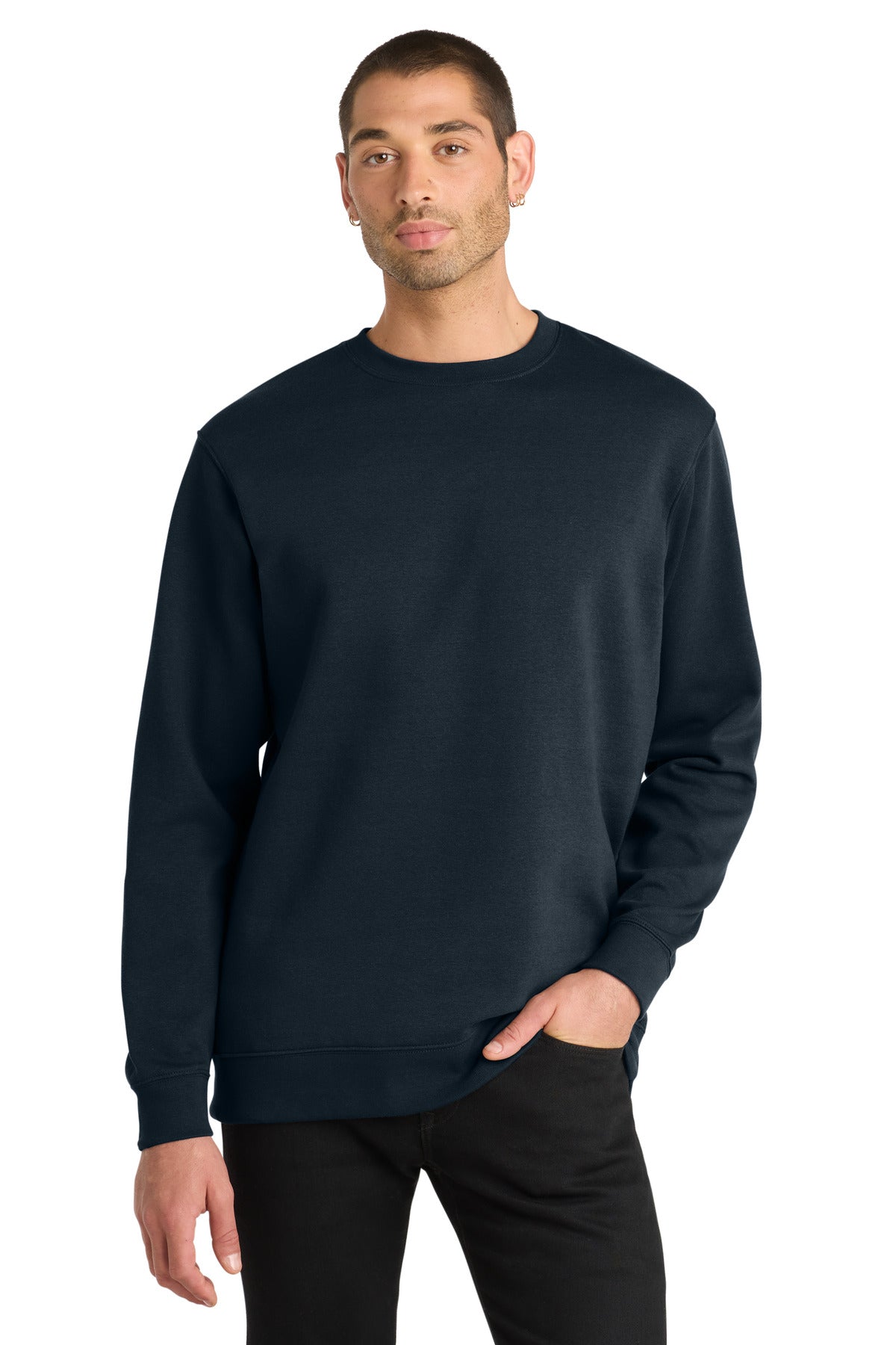 District ®  V.I.T. ®  Fleece Crew DT6104