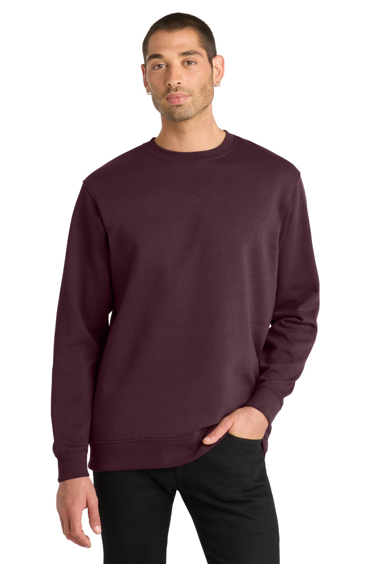 District ®  V.I.T. ®  Fleece Crew DT6104